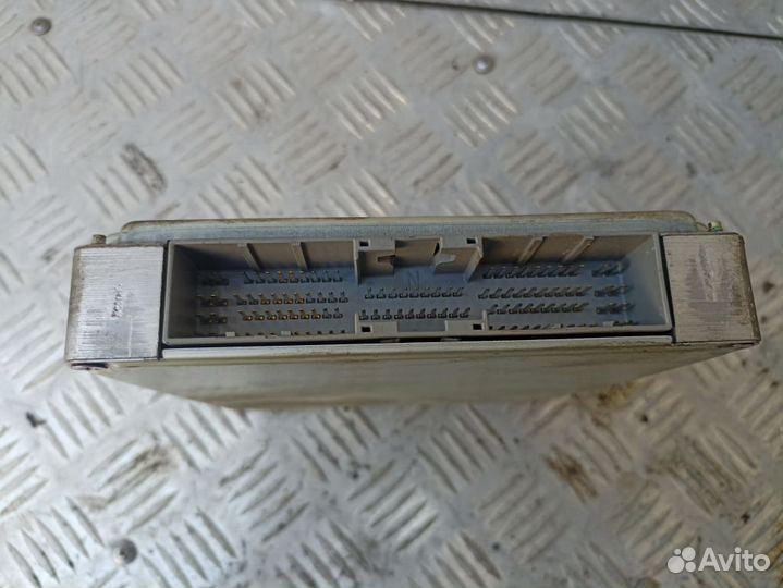 Блок управления двигателем Nissan X-Trail T30 Qr20