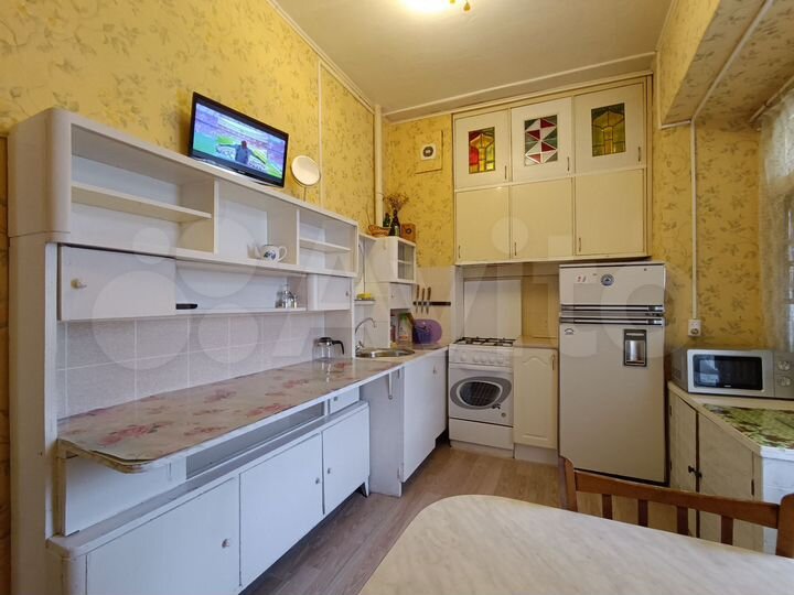 1-к. квартира, 37 м², 4/4 эт.