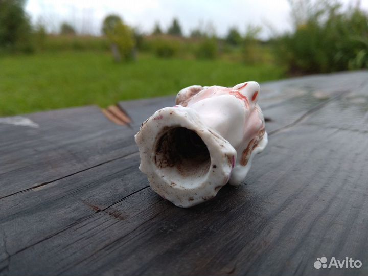 Фарфоровая статуэтка