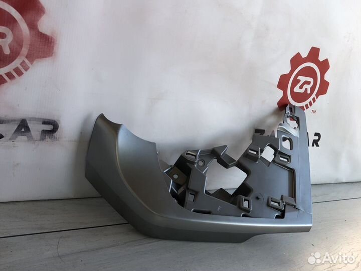 Toyota Land Cruiser 200 Накладка консоли