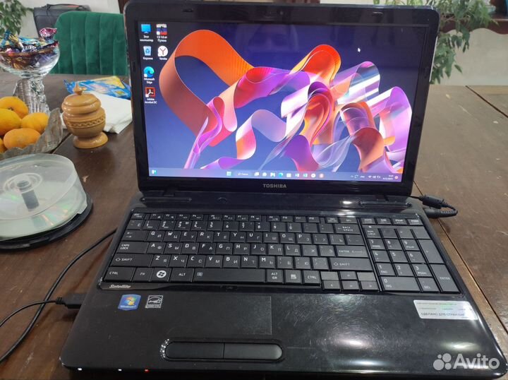 Ноутбук toshiba бу