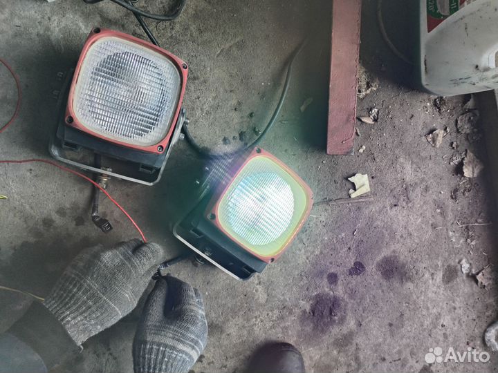 Фара рабочего света hella