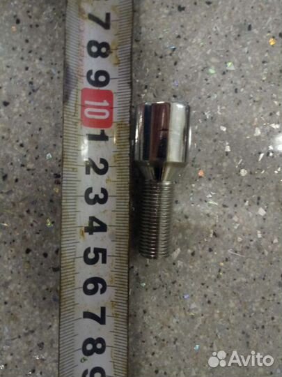 Болт колесный м12х1.25, 28мм