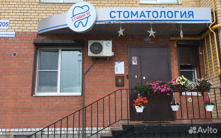 Медицинская сестра (ассистент стоматолога)