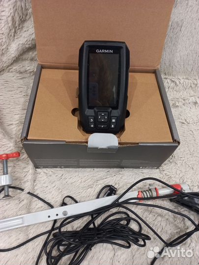 Продаю эхолот Garmin Striker plus 4cv + Transducer