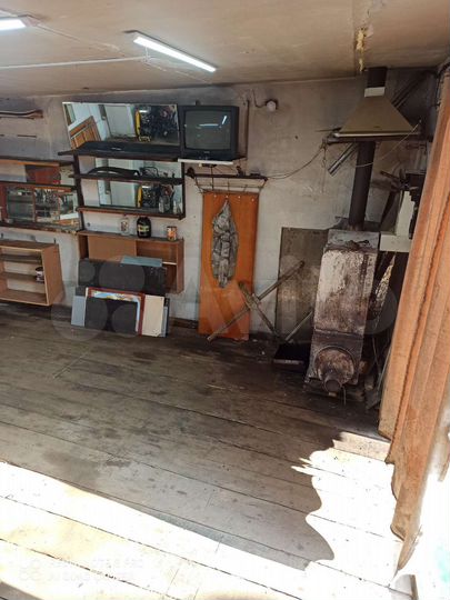 Гараж, > 30 м²