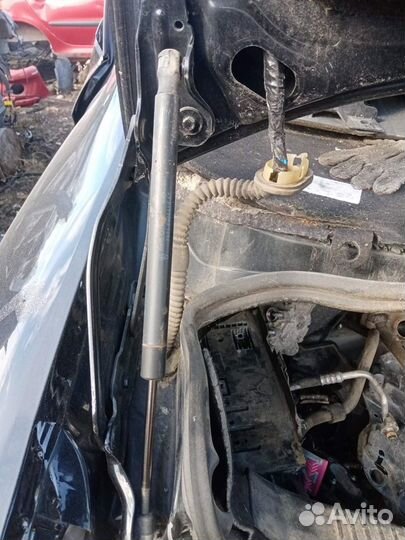 Амортизатор багажника Ford Mondeo 4