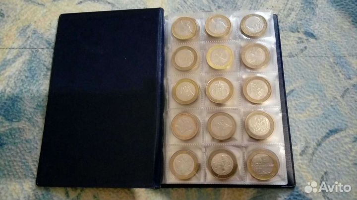 Коллекция 114 десятирублевых биметаллических моне