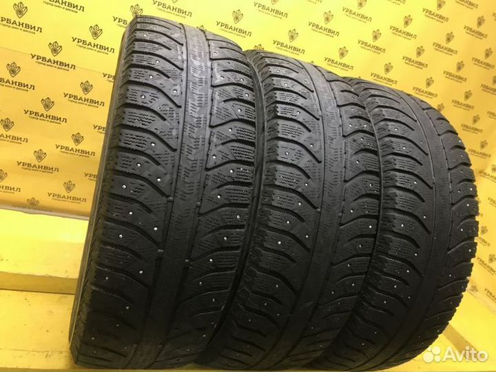 Bridgestone Ice Cruiser 7000 215/65 R16 98T