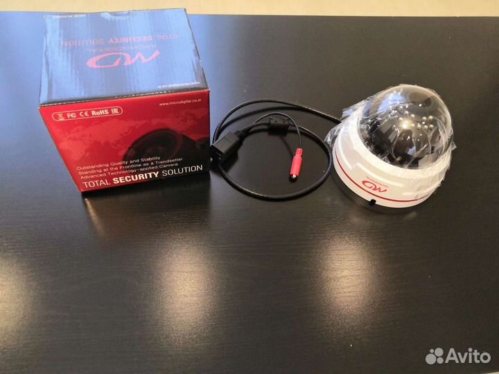 Камера видеонаблюдения купольная