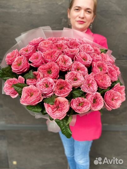 Пионовидные розы премиум букет роз доставка