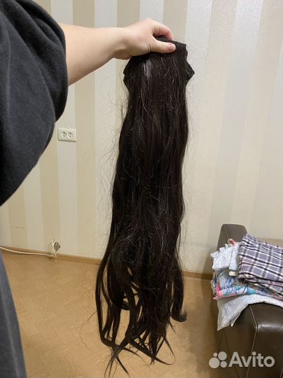 Волосы на заколках