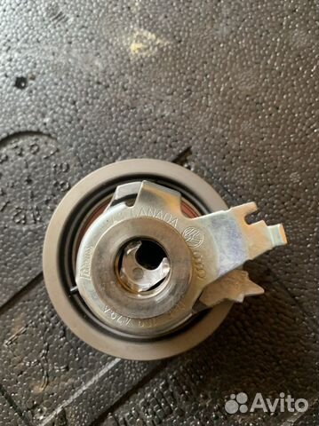 Натяжной ролик и ролик грм volkswagen polo 110 л.с