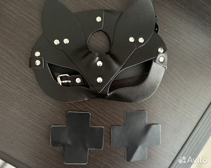 Кожаная маска