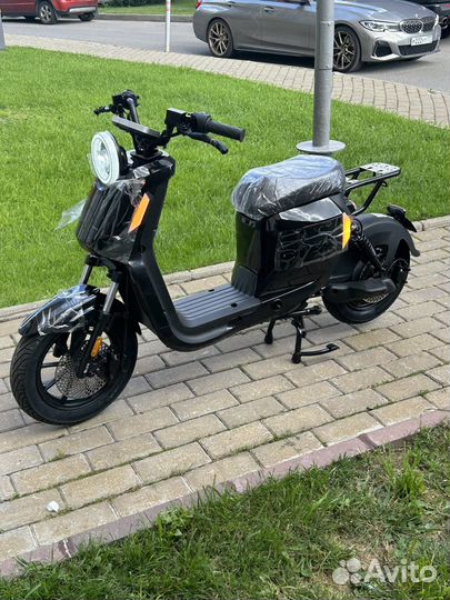 Электрический скутер мопед