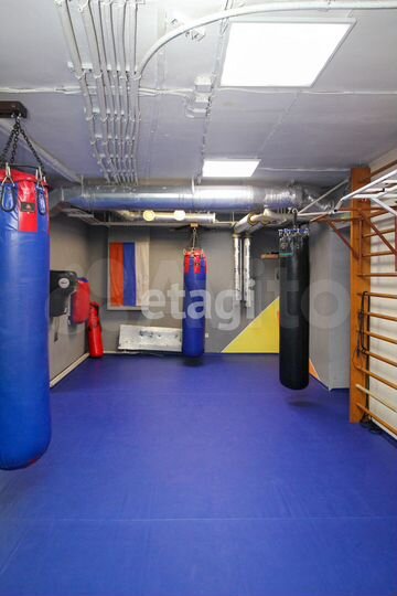 Продам офисное помещение, 193.7 м²