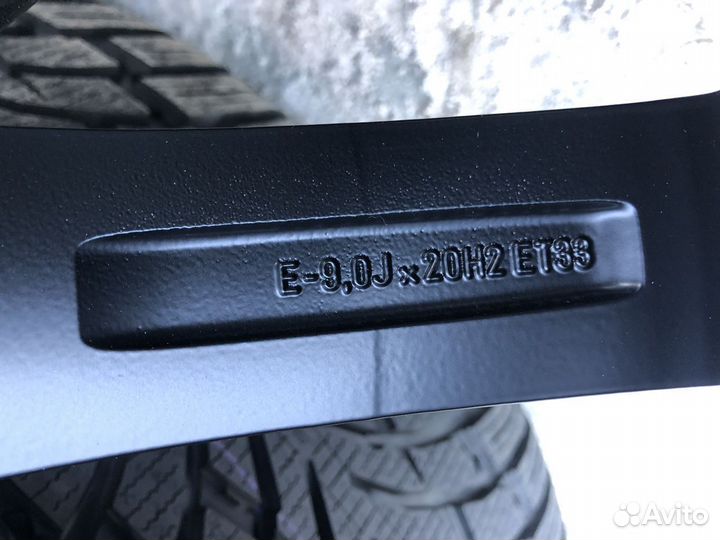 Оригинальные колеса на Audi Q7 New 4M R20