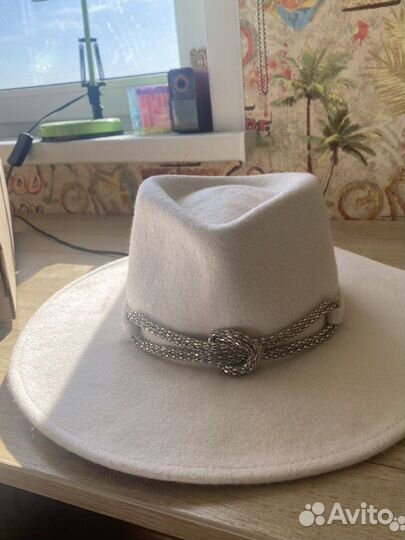 Шляпа фетровая женская