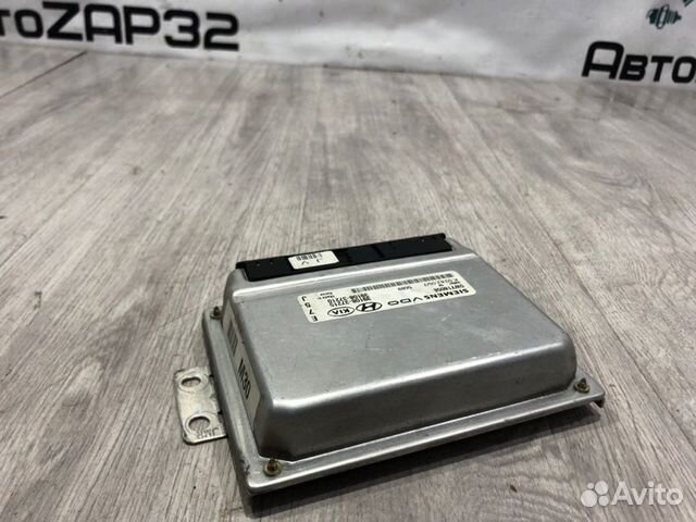 Блок управления двигателем Hyundai Tucson JM G6BA