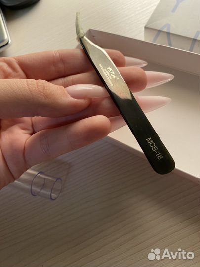 Пинцет для наращивания ресниц