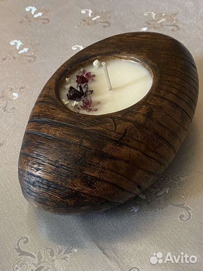 Свеча в дереве