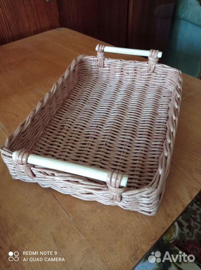 Плетеный поднос, ручная работа