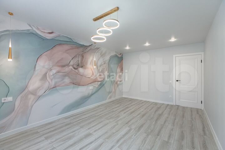 2-к. квартира, 68 м², 2/14 эт.