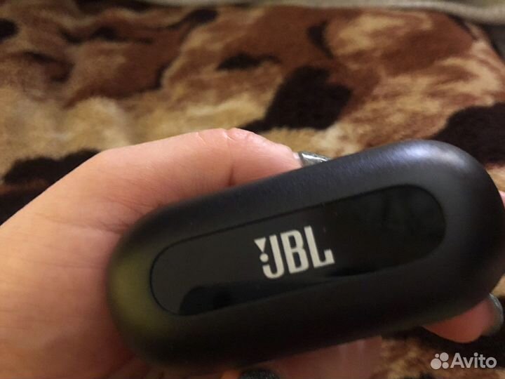 Беспроводные наушники jbl