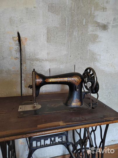 Швейная машина зингер Singer