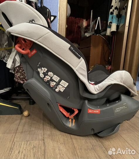 Детское автомобильное кресло