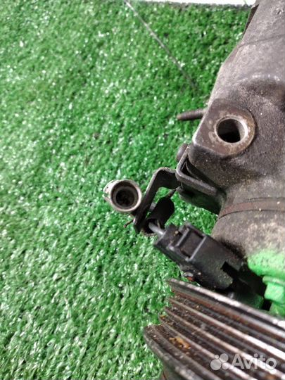 Компрессор кондиционера Toyota Land Cruiser RZJ120