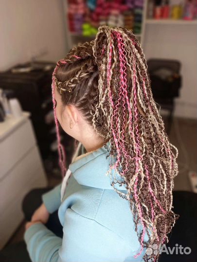 Зизи в хвост