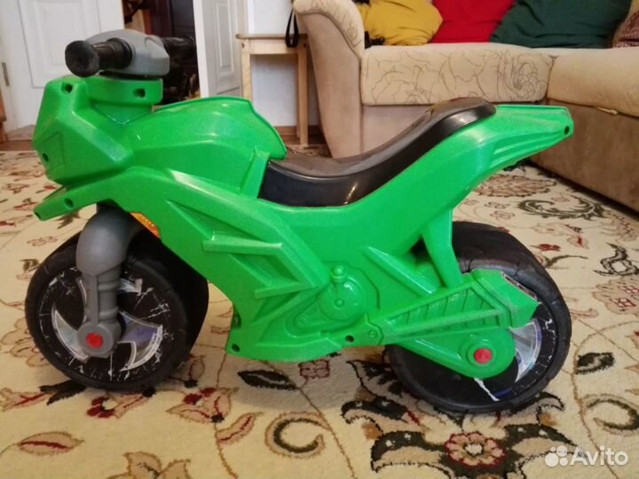 Беговел детский с широкими колесами