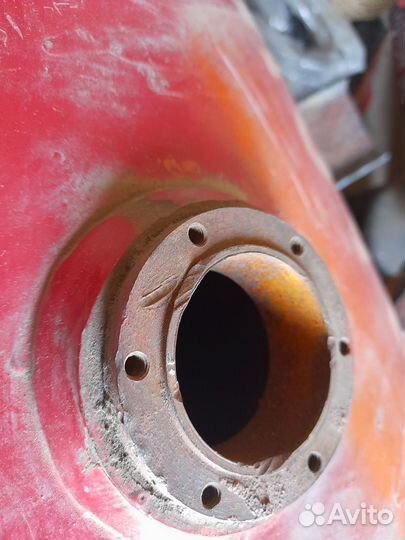 Баллоны гбо,Б/У некондиция,для поделок.150,105,70