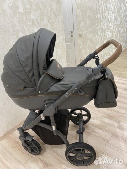 Детская коляска Roan Bass Soft Le 2 в 1 экокожа