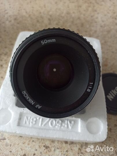 Продам объектив Nikon 50 mm f/1.8 AF Nikkor, MK II