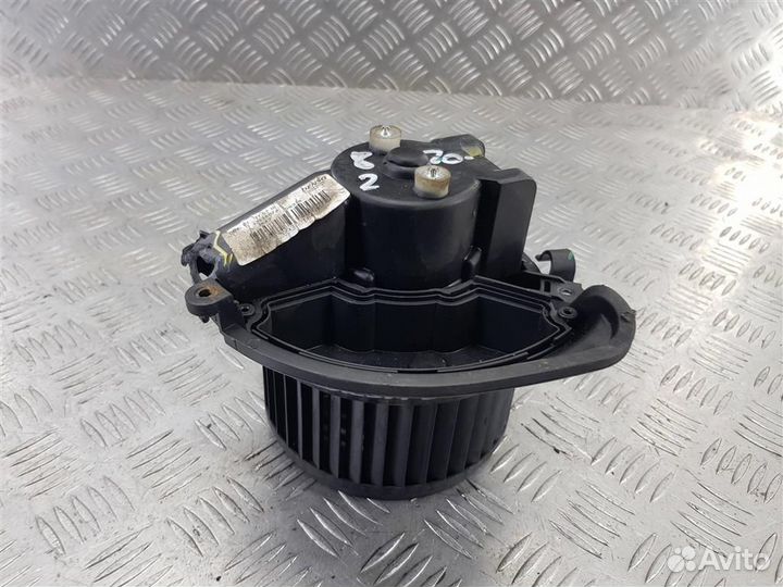 Моторчик отопителя Фиат Doblo