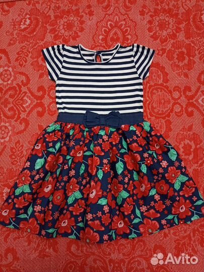 Платье на девочку