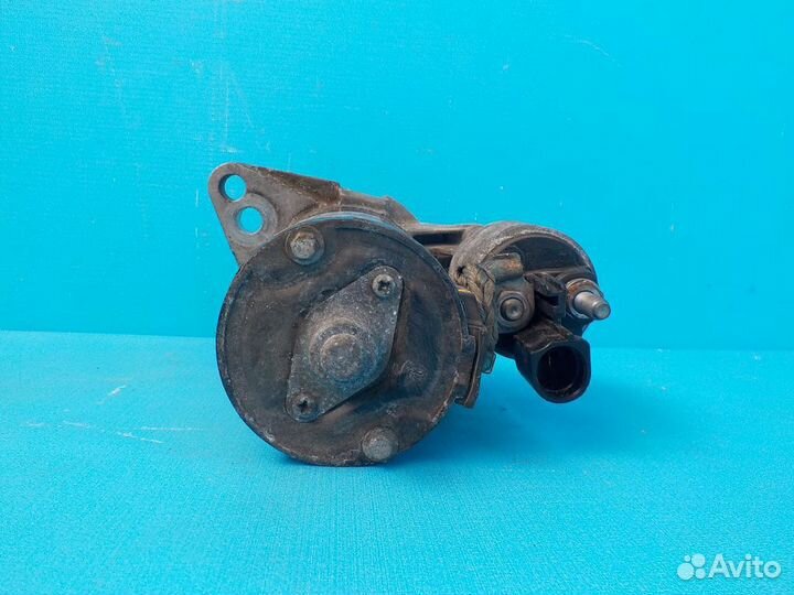 Стартер двигателя volkswagen Passat B7 2011-2015