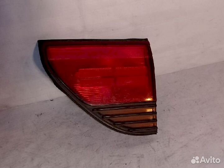 Фонарь (стоп сигнал) задний правый 043-1637 В крыш