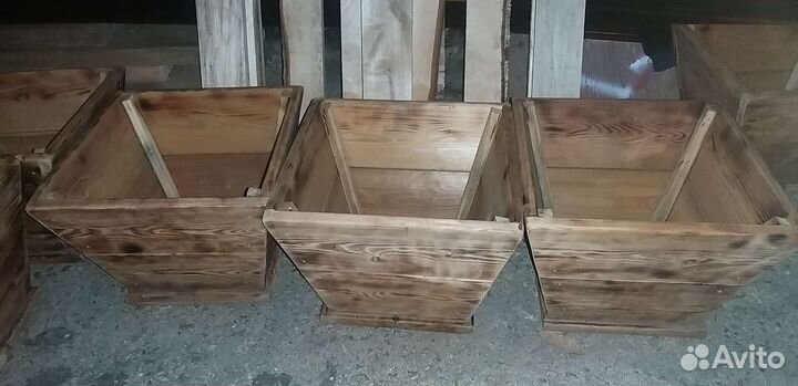 Кашпо из натурального дерева