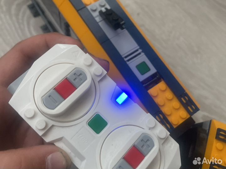 Поезд lego оригинал обмен