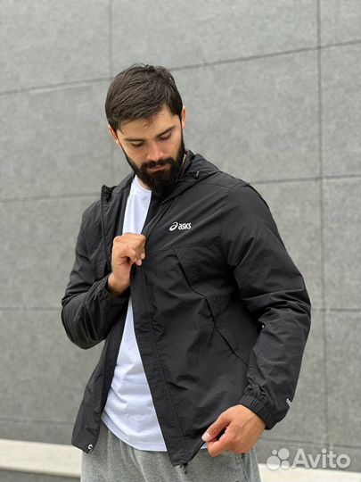 Ветровка asics