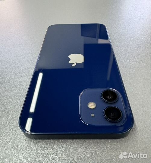 iPhone 12, 64 ГБ