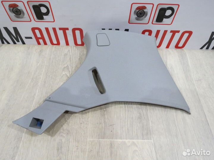 Обшивка задней стойки правой Opel Astra H