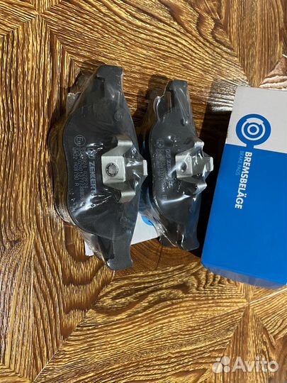 Тормозные колодки zekkert BS-2924