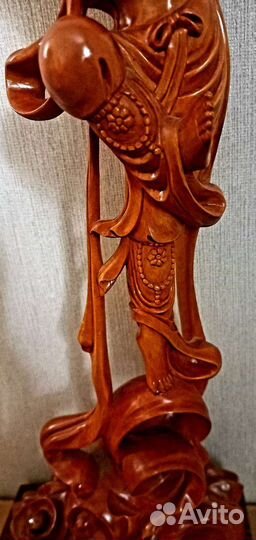 Статуэтка китайская деревянная