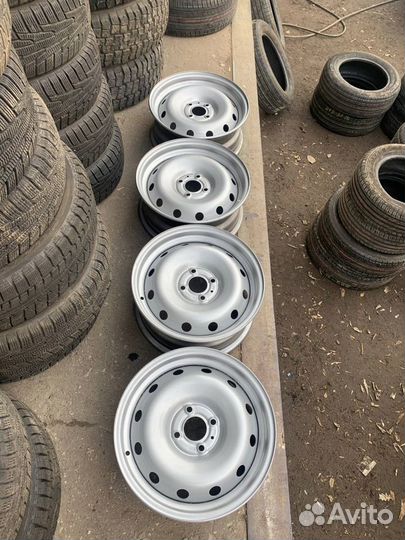 R15x6j 4X100 d.60.1 et40 silver