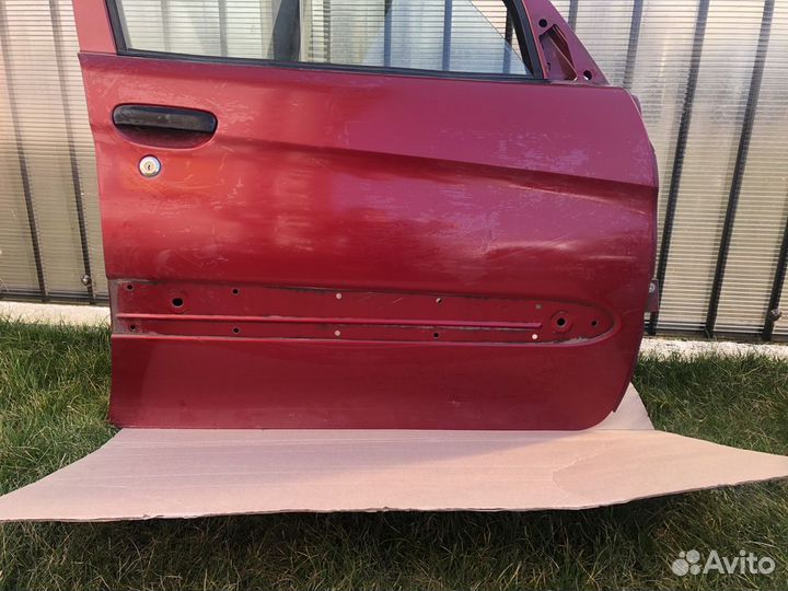 Дверь передняя правая Citroen Xsara Picasso