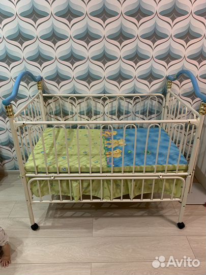 Детская кровать с люлкой